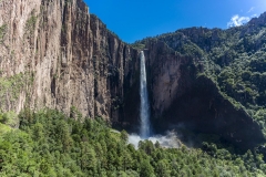 Panorámica paisaje con cascada Cascada Basaseachi  | ©ImaginantesMX